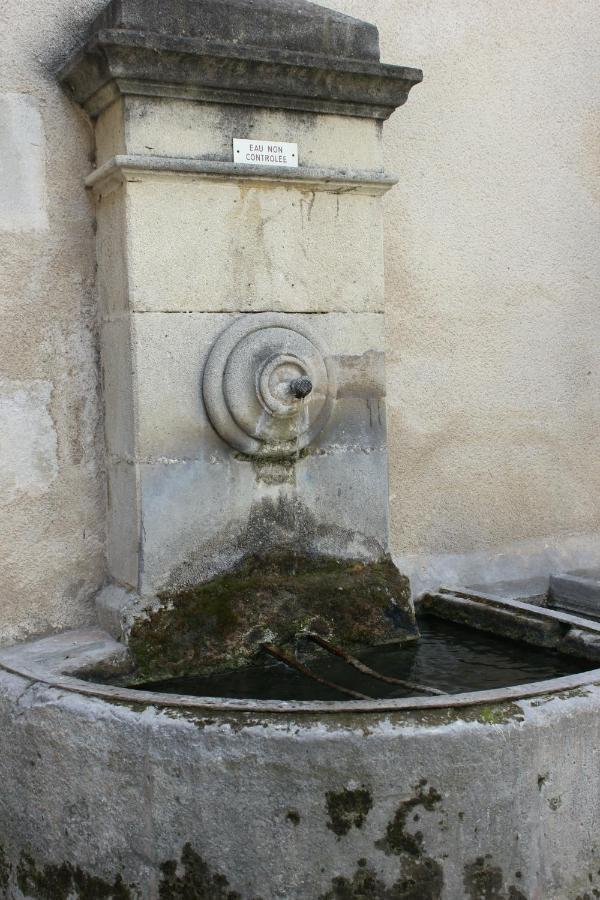 La Cour Villa Lourmarin Bagian luar foto