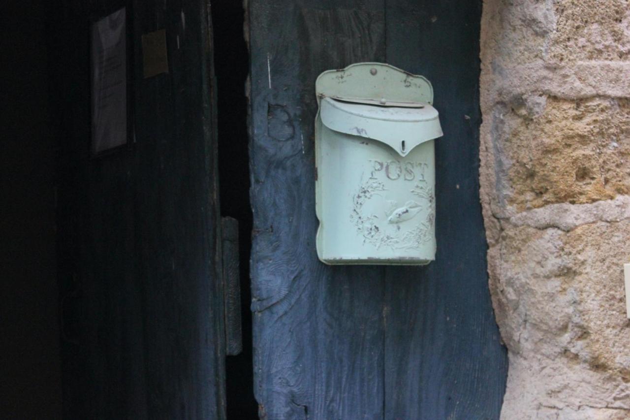 La Cour Villa Lourmarin Bagian luar foto