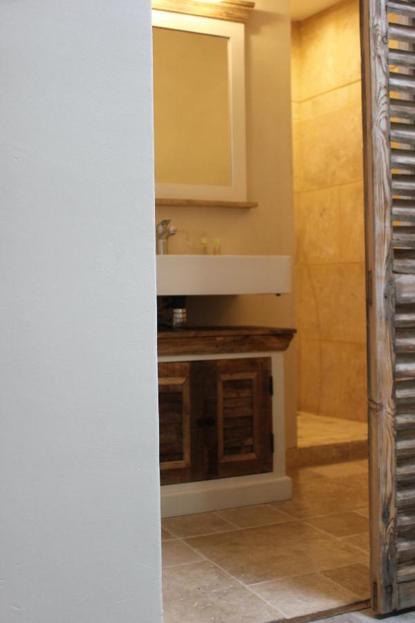La Cour Villa Lourmarin Bagian luar foto